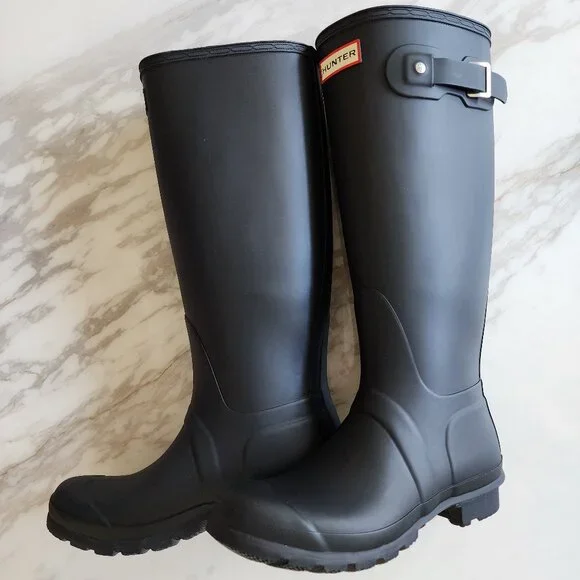 Hunter Women's Original Tall Rain Boots – Sustainable Style 🌧️🌱 - Picture 5 of 14